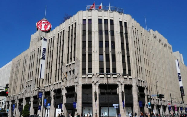 新宿伊勢丹外観